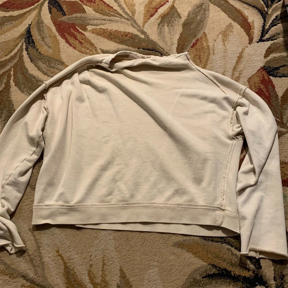 Free People beige sweater S
